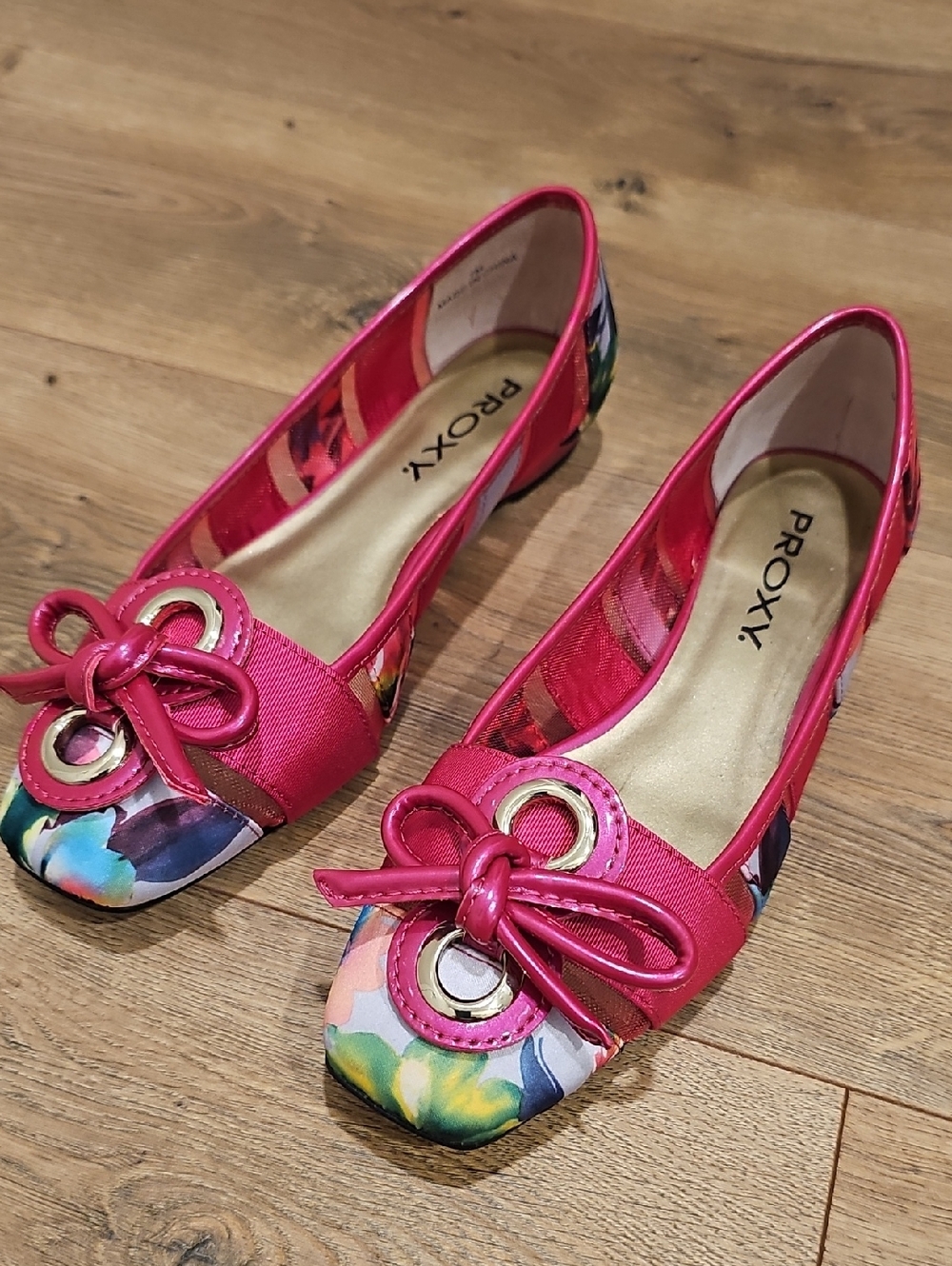 Proxy Floral Spring/summer Size 7 Shoes. Like New